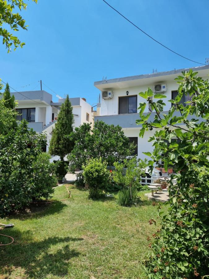 Guest House Vila Elezi Durrës 外观 照片
