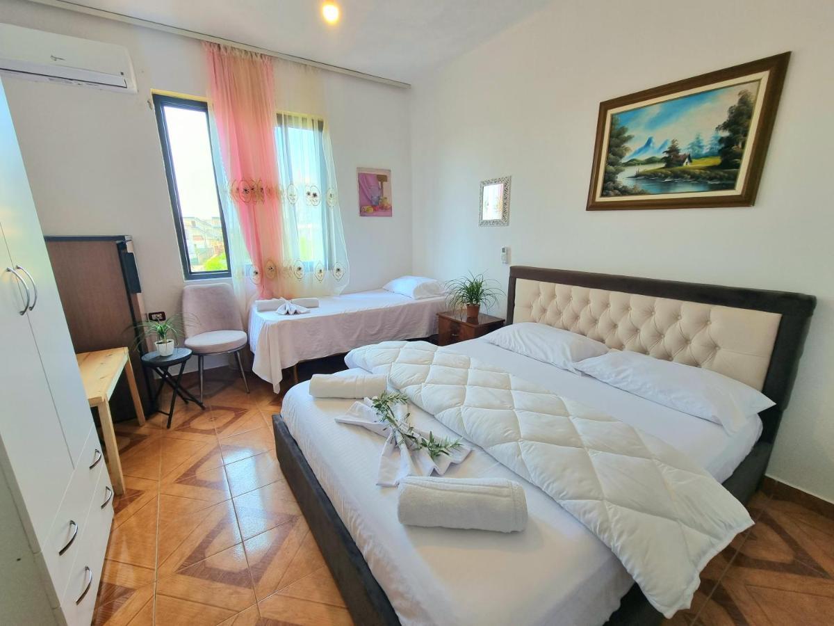 Guest House Vila Elezi Durrës 外观 照片